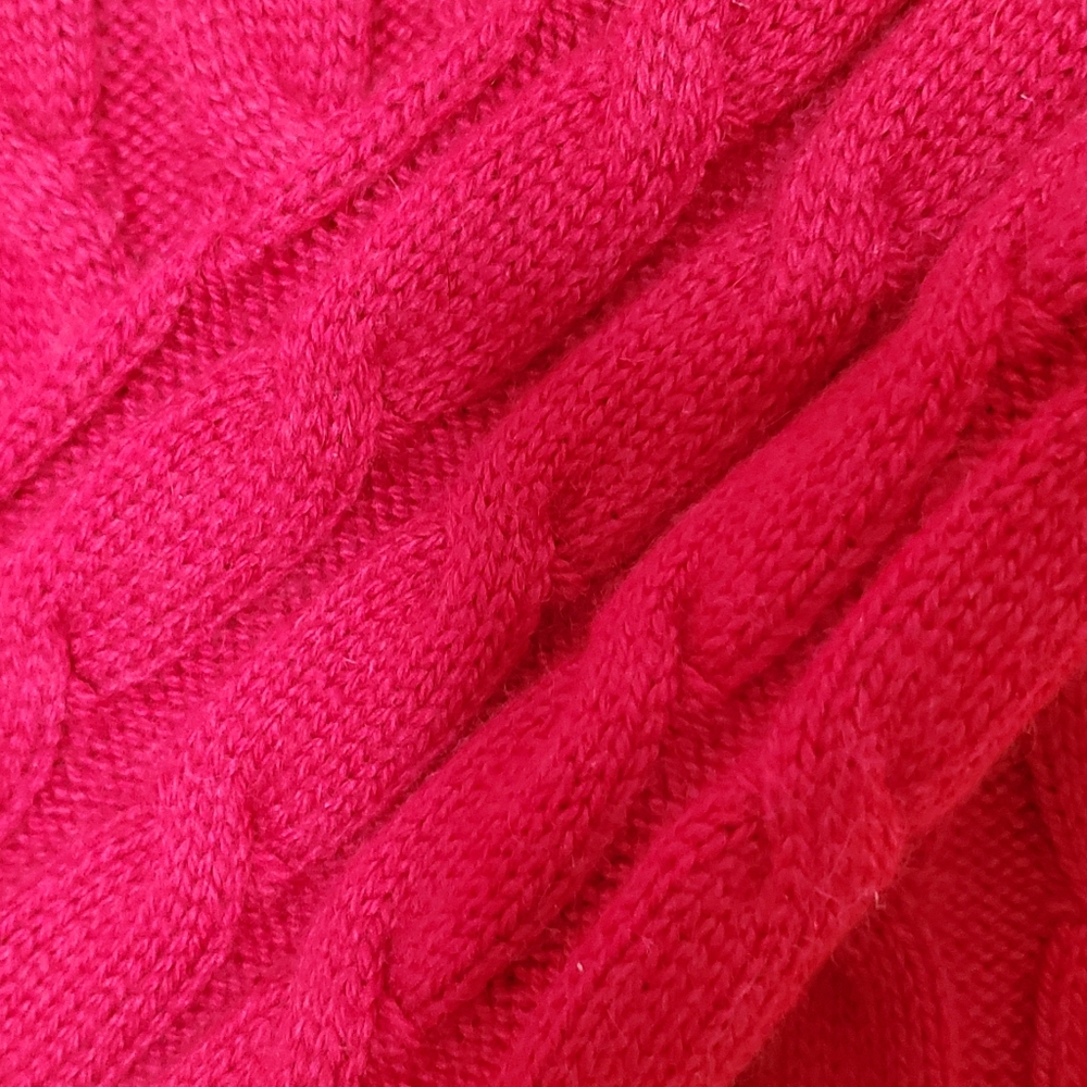 Red Gap cable knit sweater